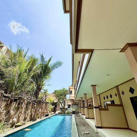 Legian Taxa Raya Guest House מראה חיצוני תמונה
