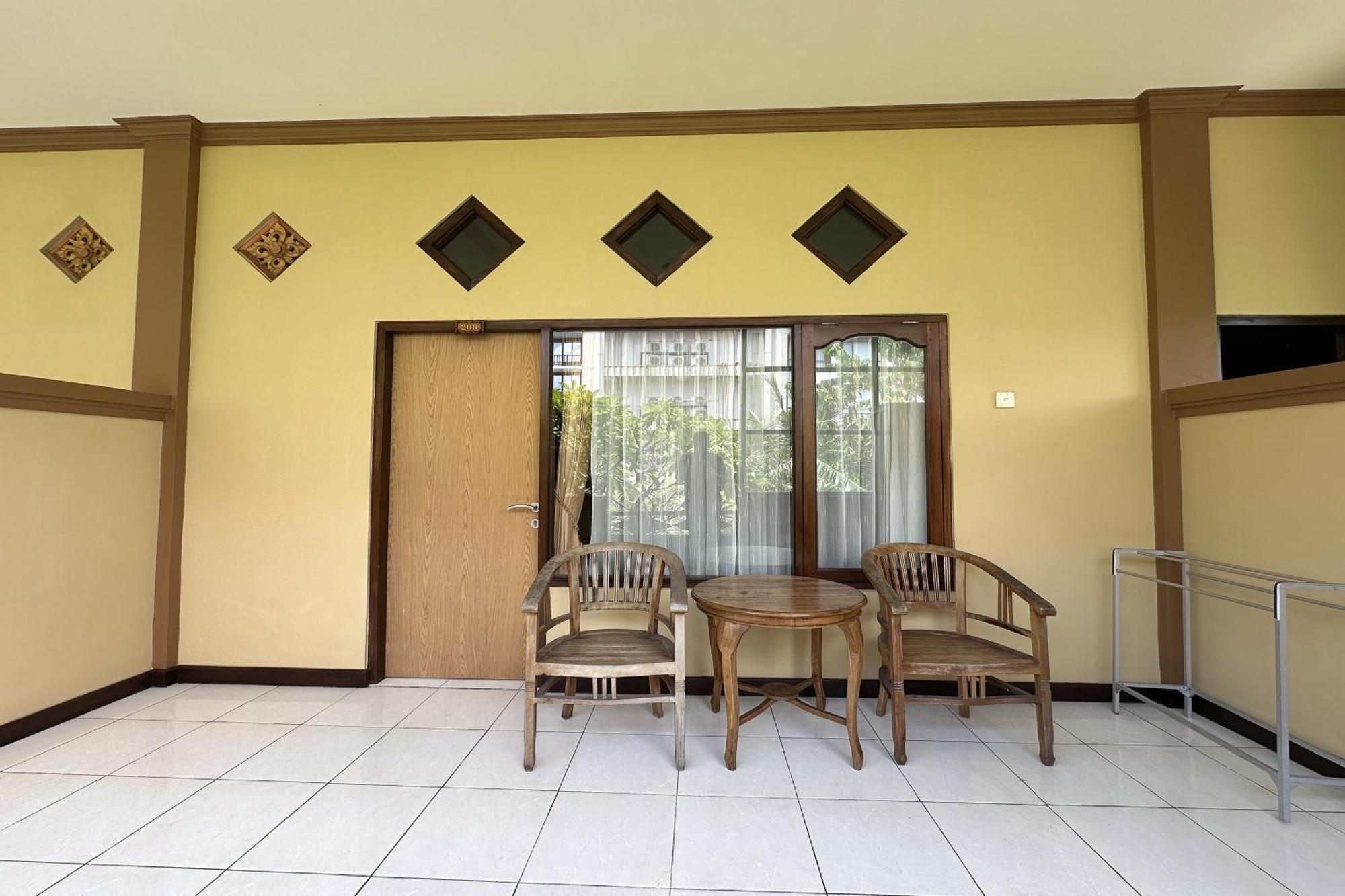 Legian Taxa Raya Guest House מראה חיצוני תמונה