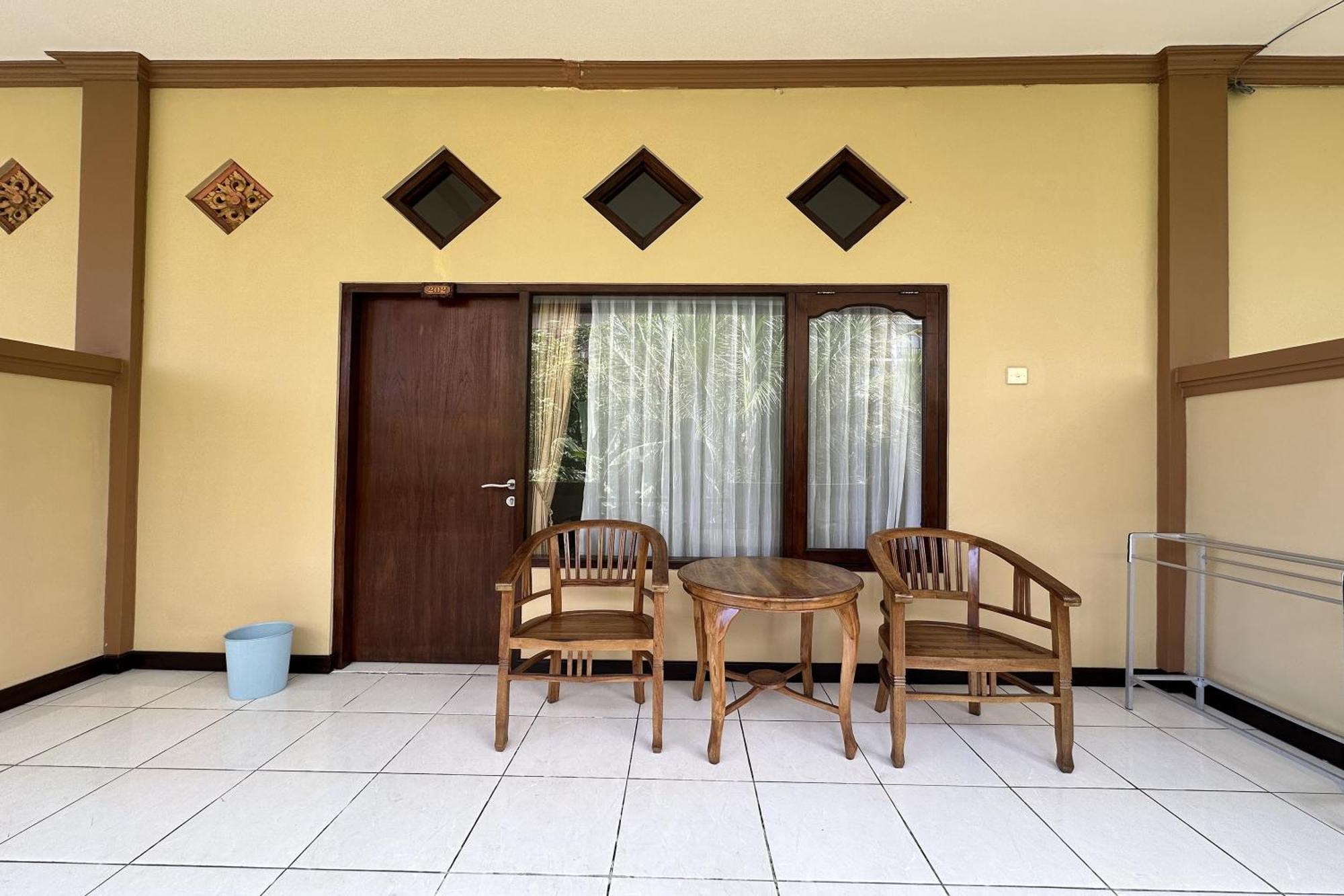 Legian Taxa Raya Guest House מראה חיצוני תמונה