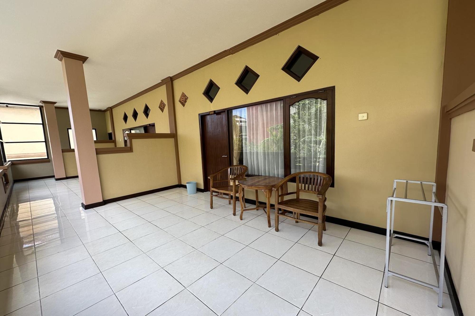 Legian Taxa Raya Guest House מראה חיצוני תמונה